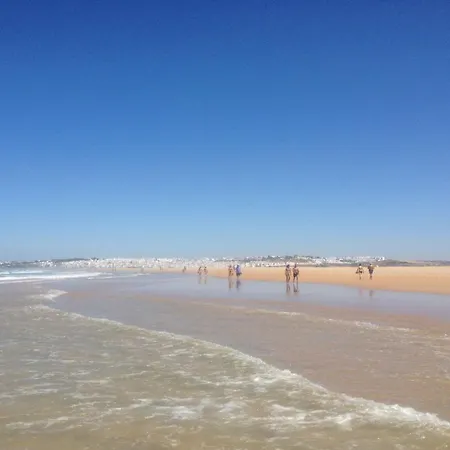 Cerca De La Playa